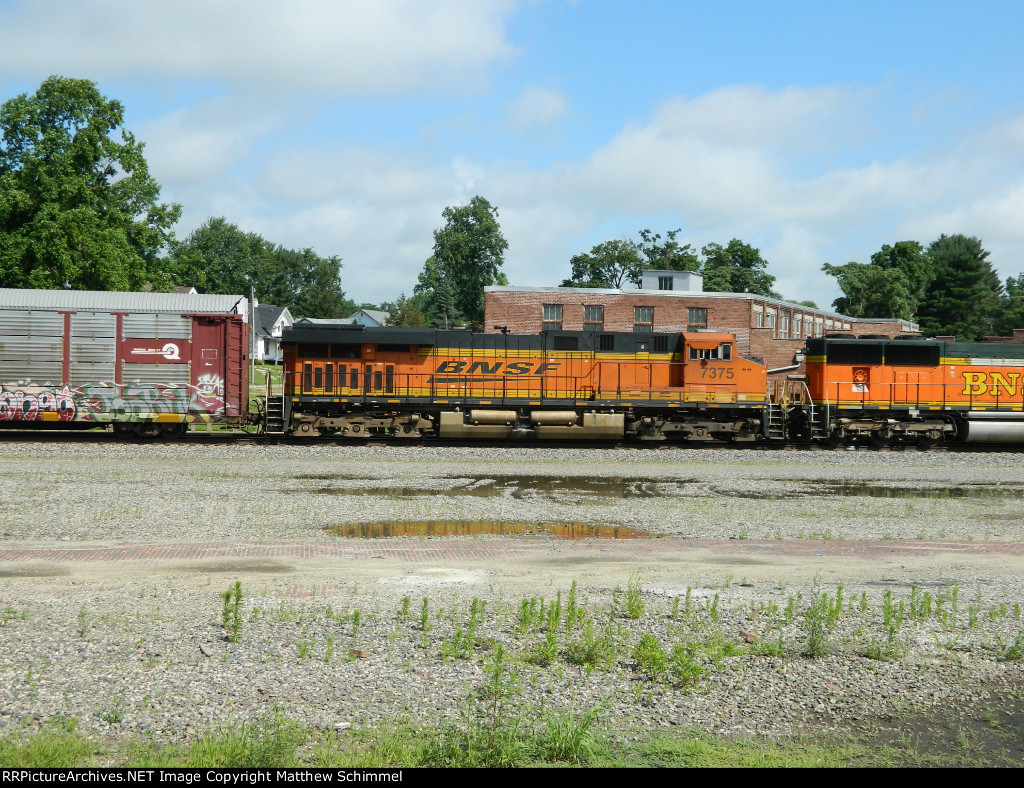 BNSF 7375